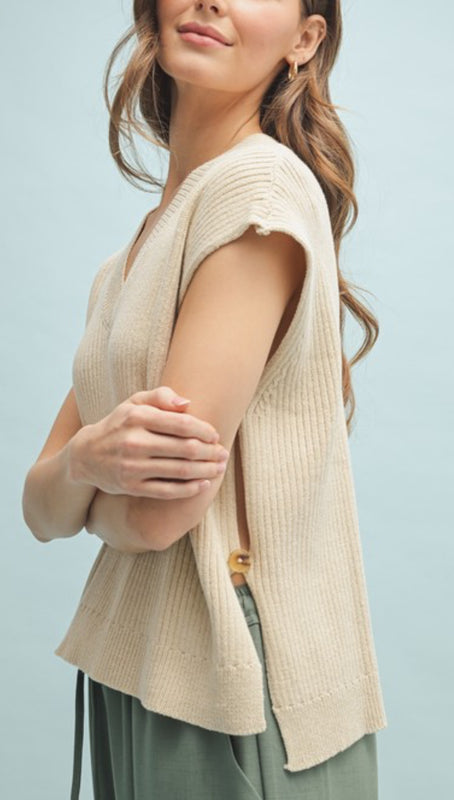 Sand button vest