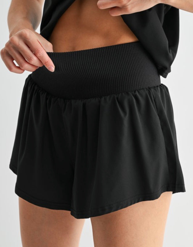 7608