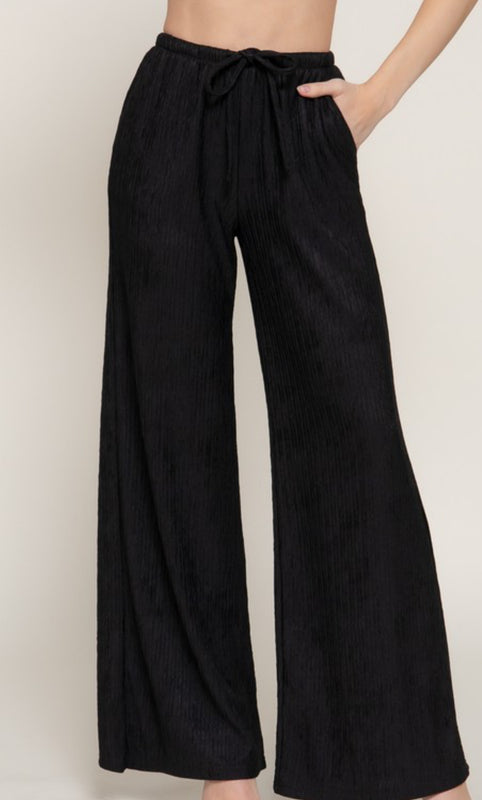Black crinkle pants
