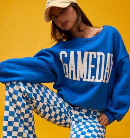 Game day pullover