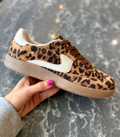 Leopard sneaker