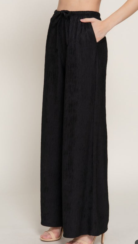 Black crinkle pants