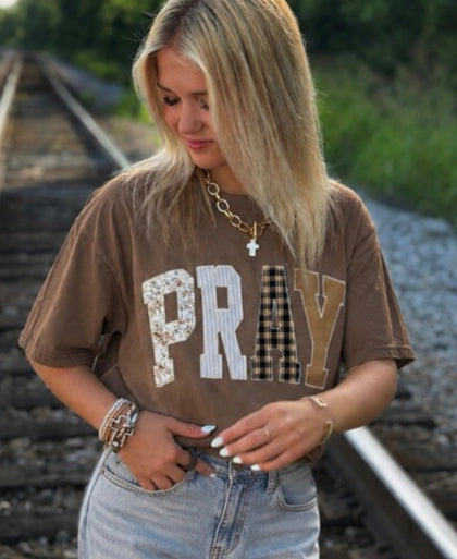 Brown pray tee