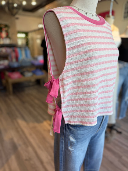 Pink side tie