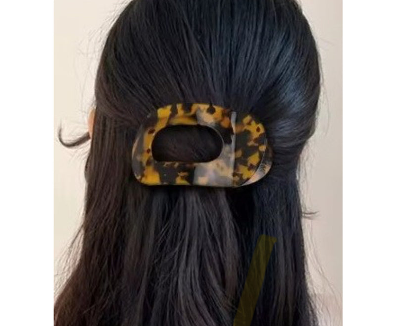 Flat hair clip
