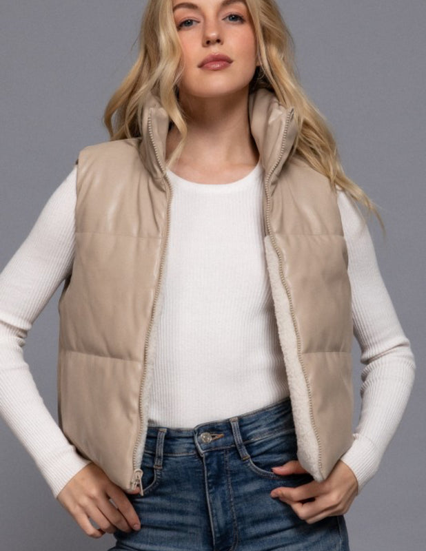Reversible vest