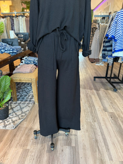 8650 black