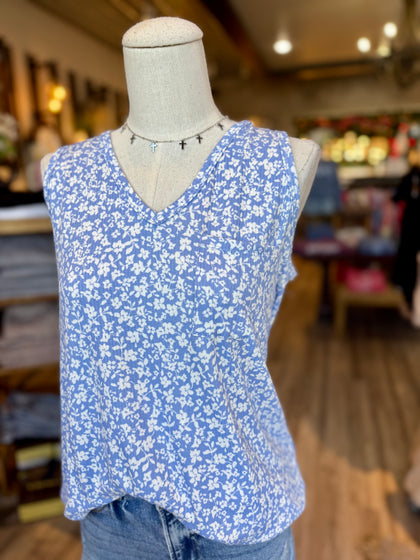 Blue flower tank