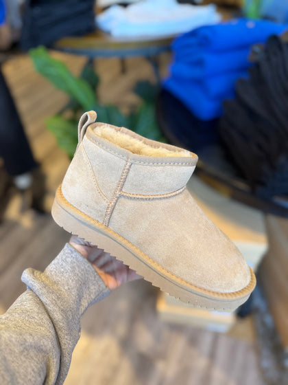 Mute boots