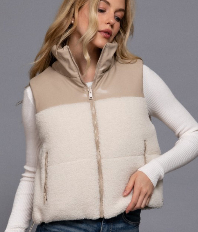 Reversible vest
