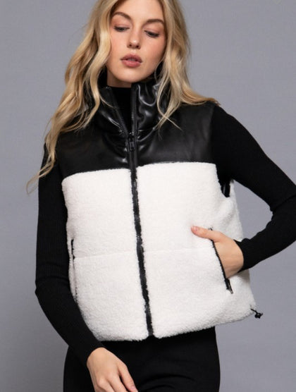 Reversible vest