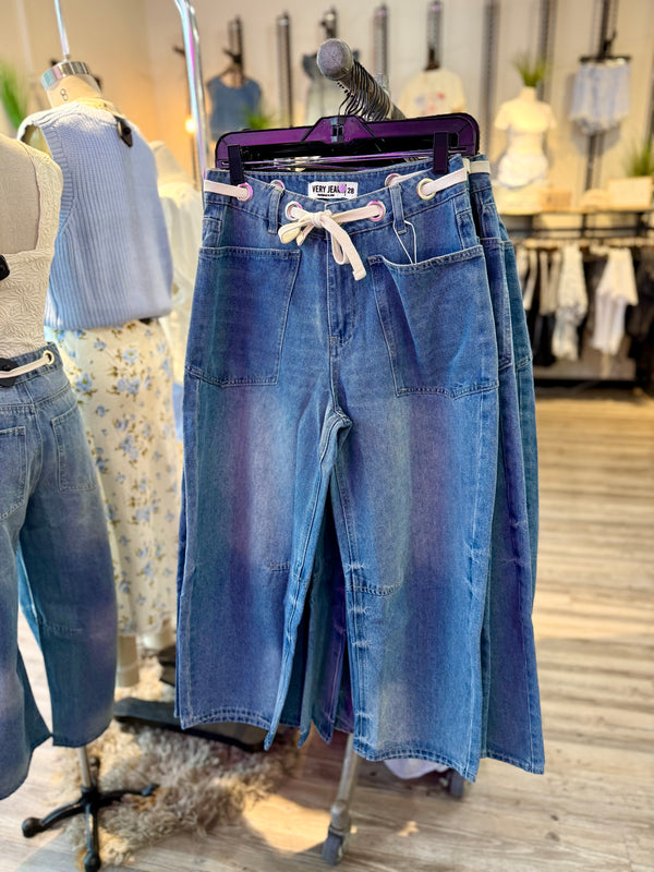 Indigo barrel jeans