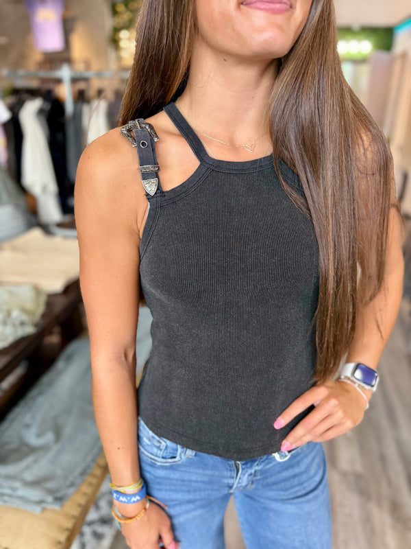 Washed buckle tank