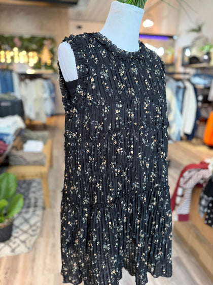 Easel dress