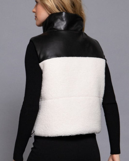 Reversible vest