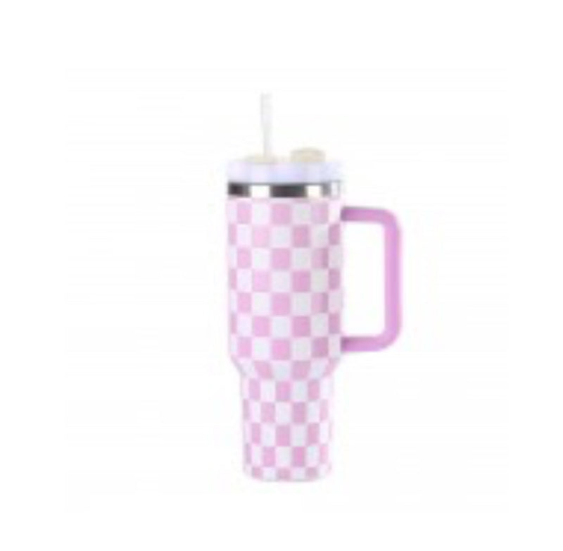 Checkered cups
