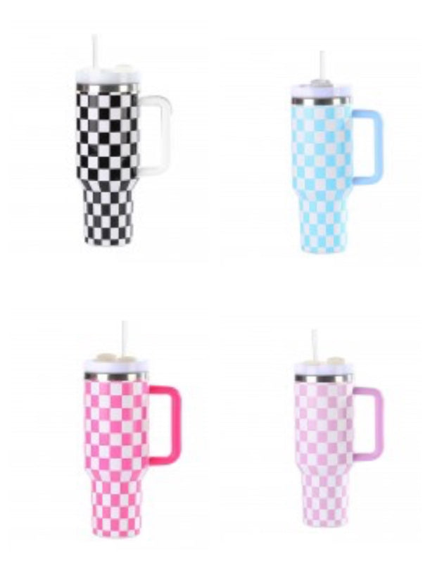 Checkered cups